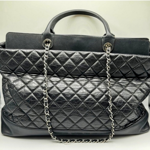 Chanel - Picture 10 of 13